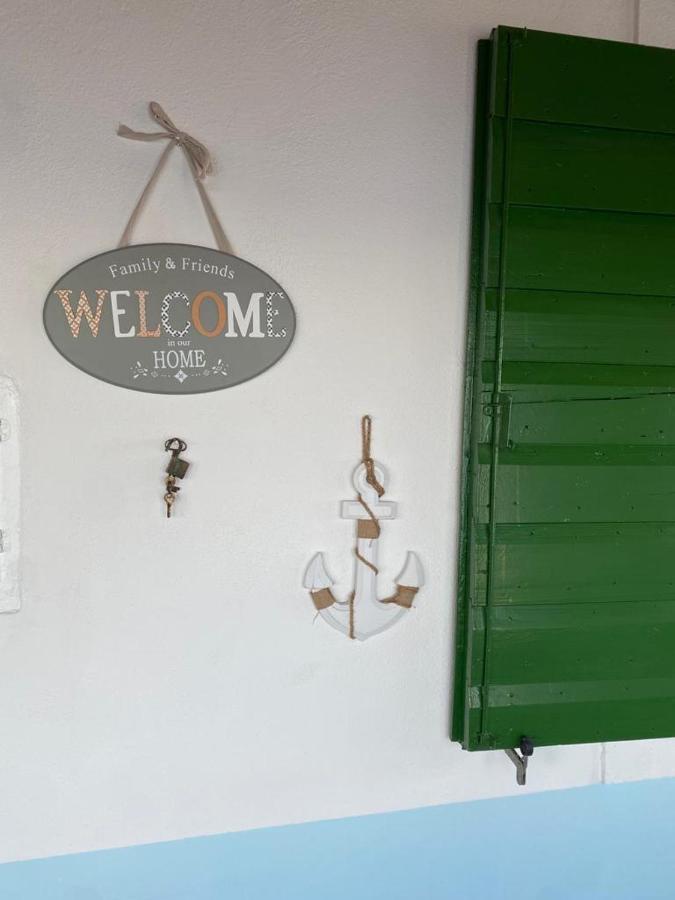 Alleinstehendes Haus Am Meer Robinson Tkon Esterno foto