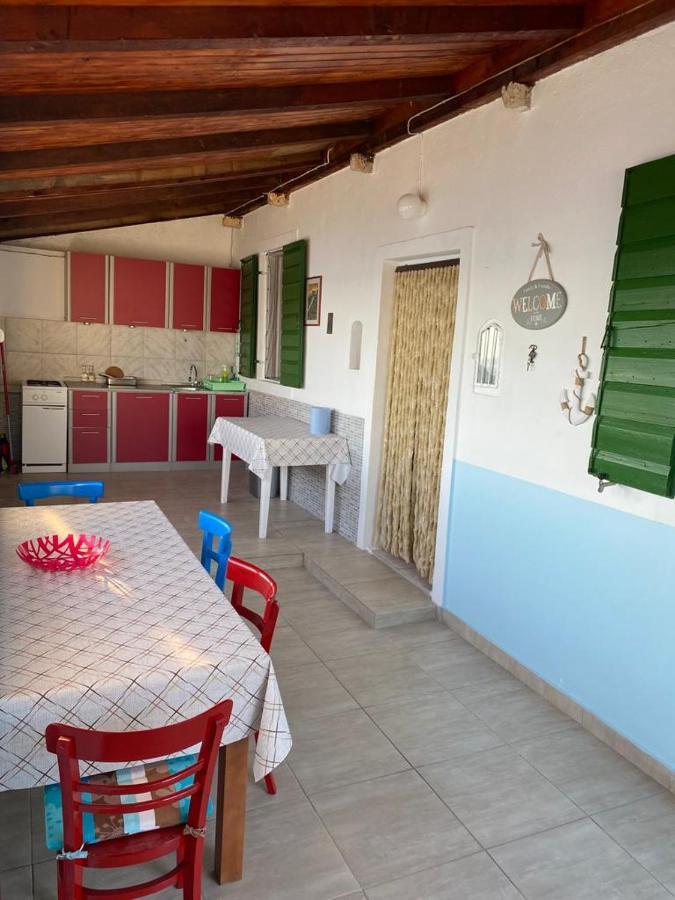 Alleinstehendes Haus Am Meer Robinson Tkon Esterno foto